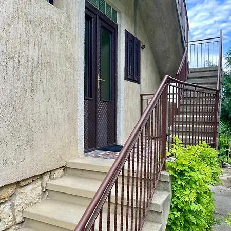 Apartament Julia Apartmanhaz *