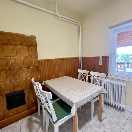 Julia Apartmanhaz Apartament