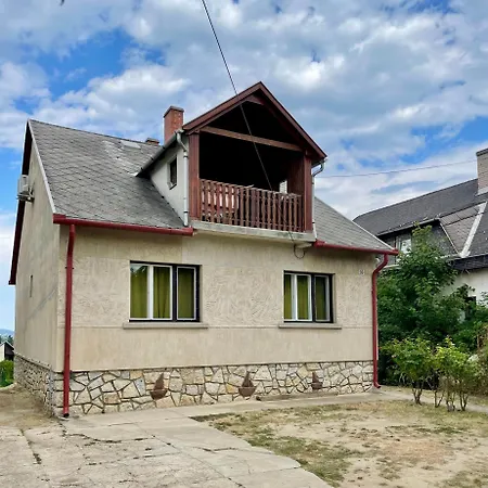Διαμέρισμα Julia Apartmanhaz